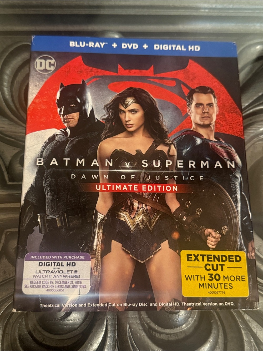 Batman v Superman Dawn of Justice Ultimate Edition Blu-ray DVD